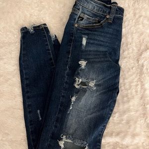 Kancan dark destroyed skinny jeans